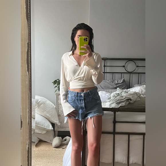 & Other Stories Cream Wrap Blouse - Picture 3 of 7